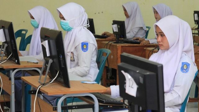 Soal dan Jawaban: 50 Soal Akidah Akhlak Kelas 10 Lengkap