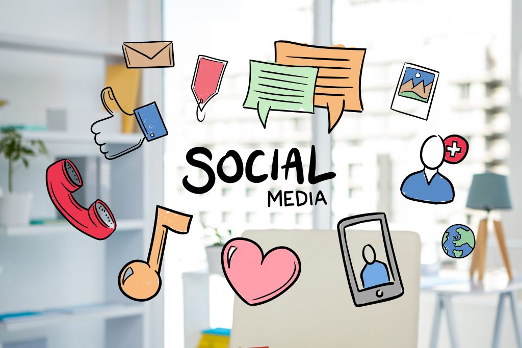 Sosial Media vs. Pemasaran Tradisional: Mana yang Lebih Efektif untuk Bisnis?